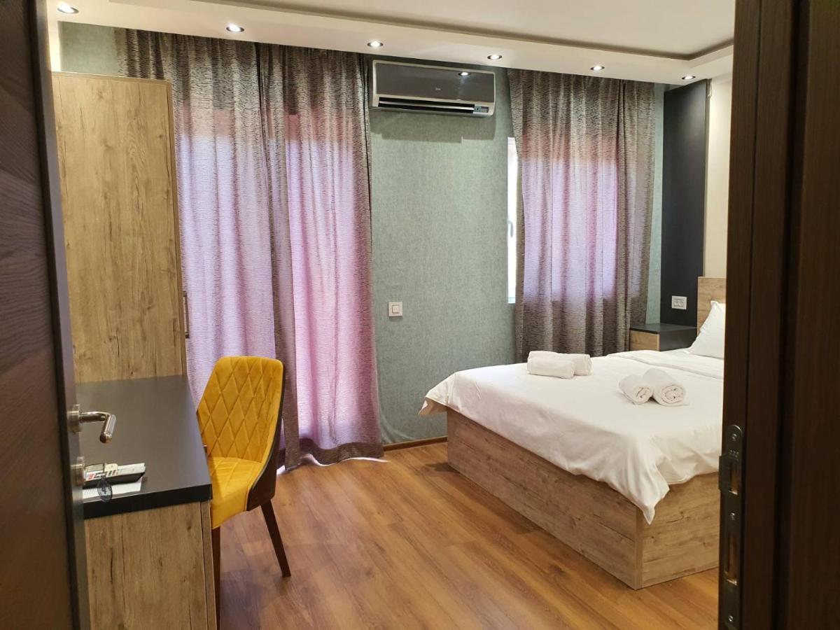 Apartmani Mali Vikend 贝尔格莱德 外观 照片